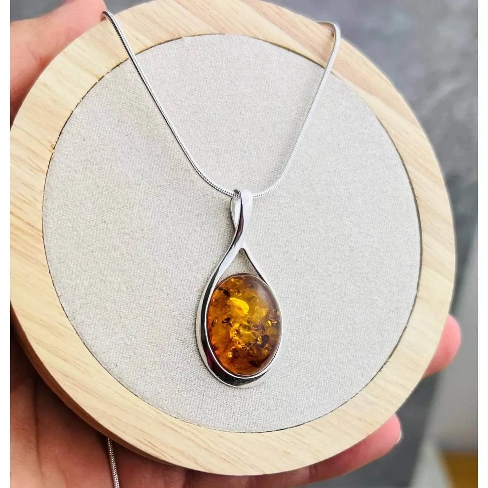 925 Sterling Silver & Baltic Amber Classic Pendant - 1835