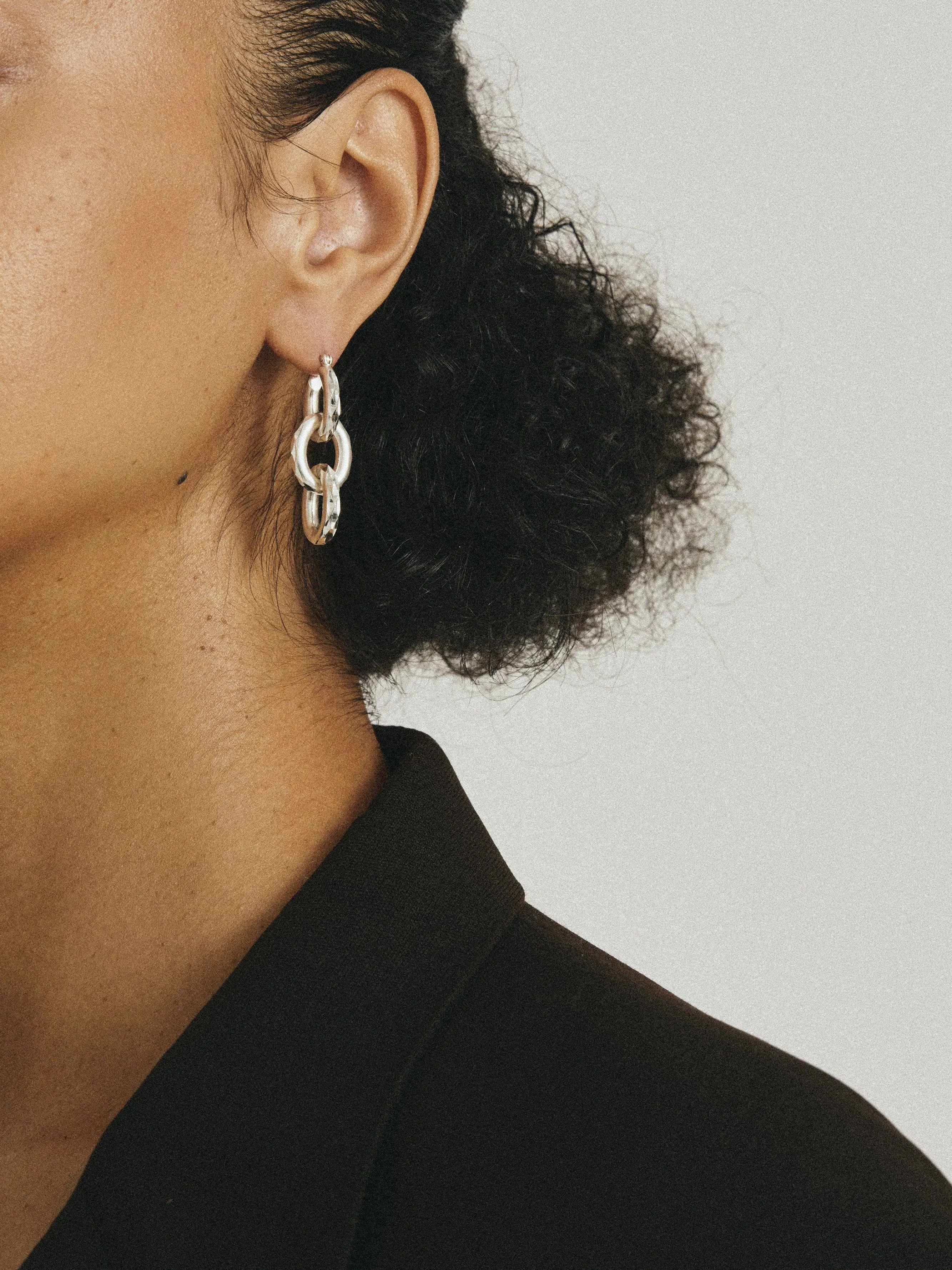 ANTWERP DESIGN CUT TRIPLE PIERCED EARRINGS