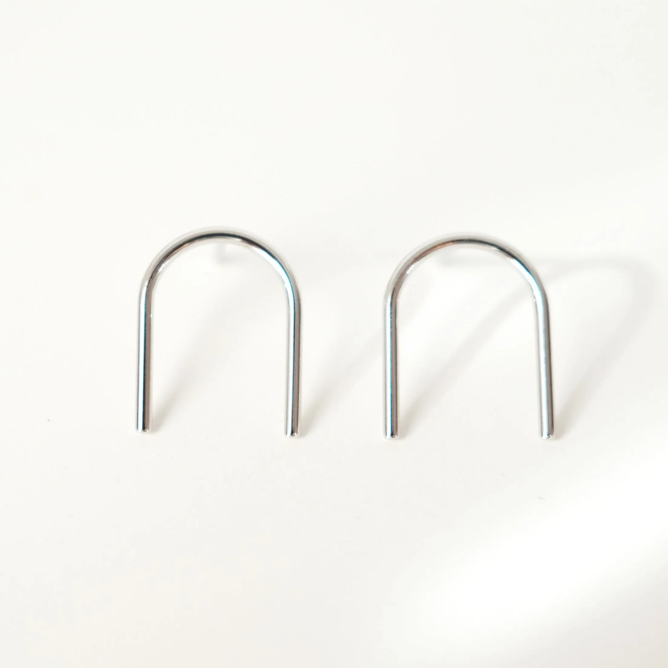 Arch Earrings