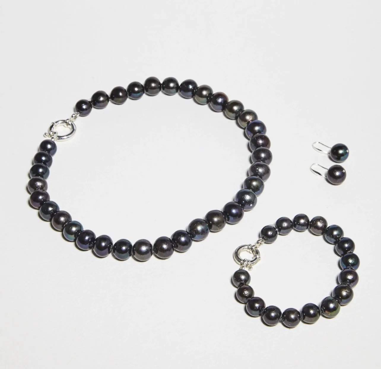 Classic 12mm Pearl necklace