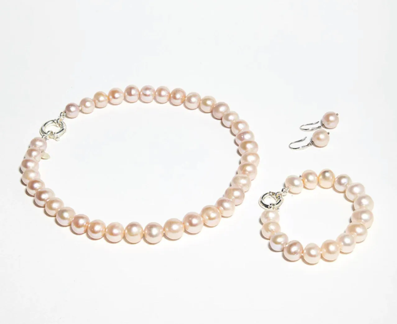 Classic 12mm Pearl necklace
