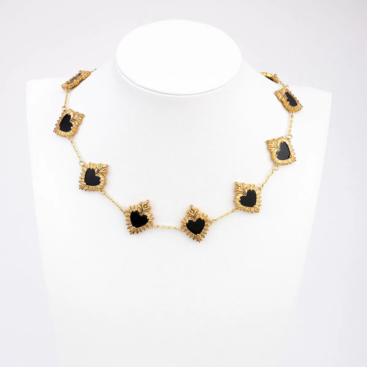 Corazon Necklace