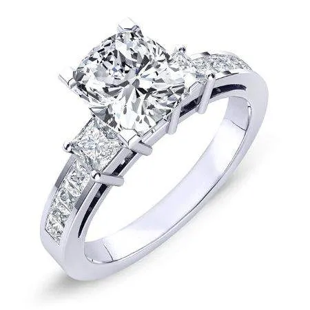 Hazel - Cushion Lab Diamond Engagement Ring (IGI Certified)