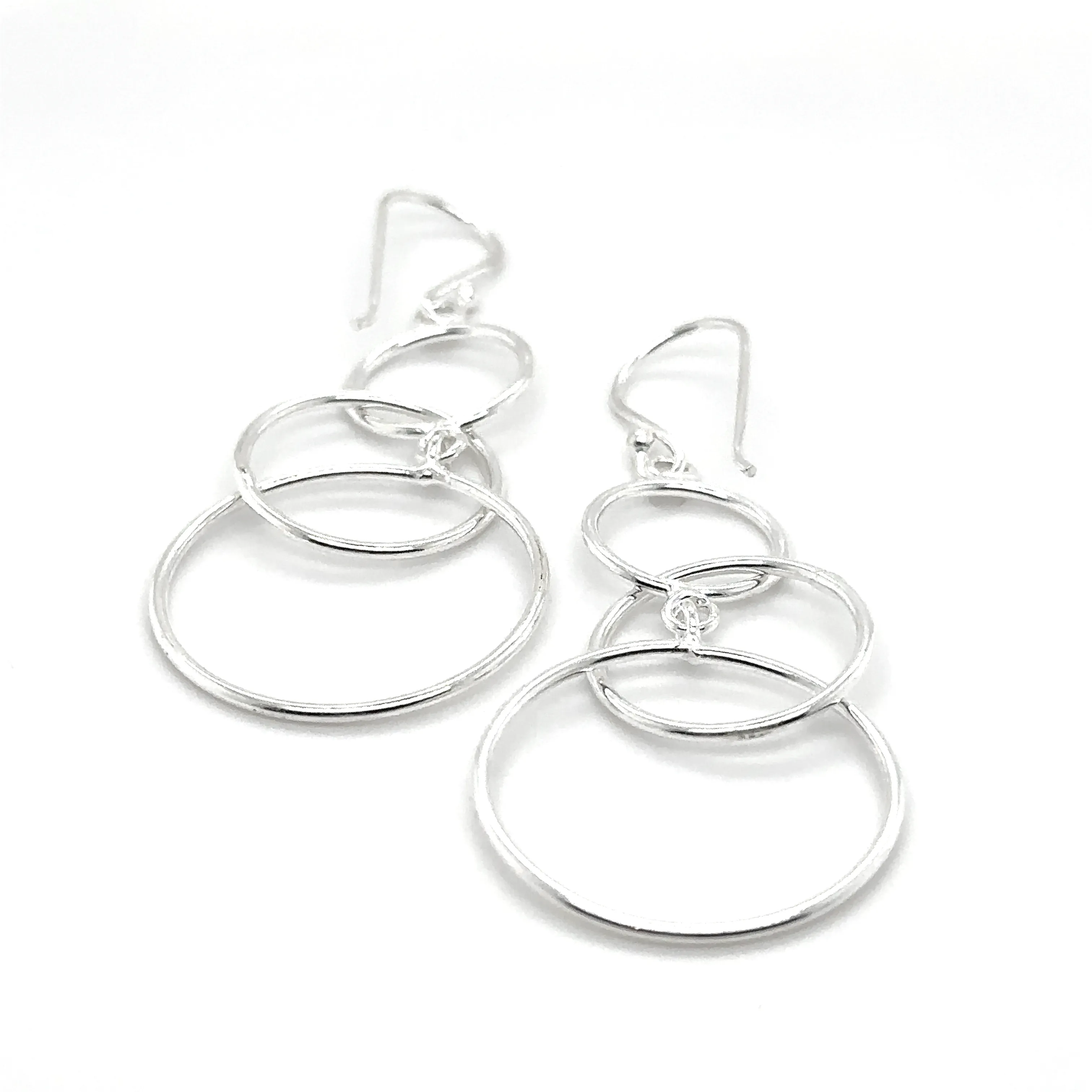 Interlocked Circles Earrings