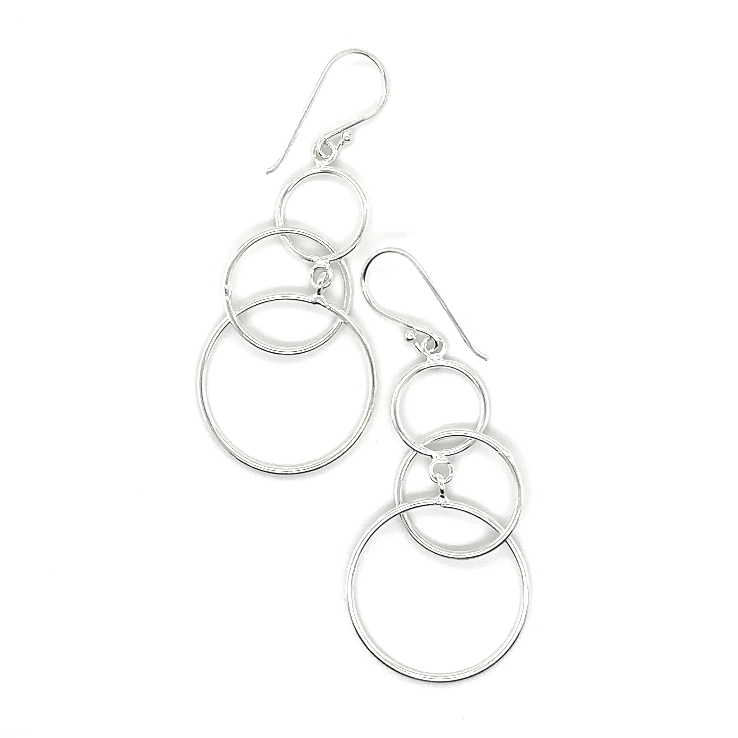 Interlocked Circles Earrings