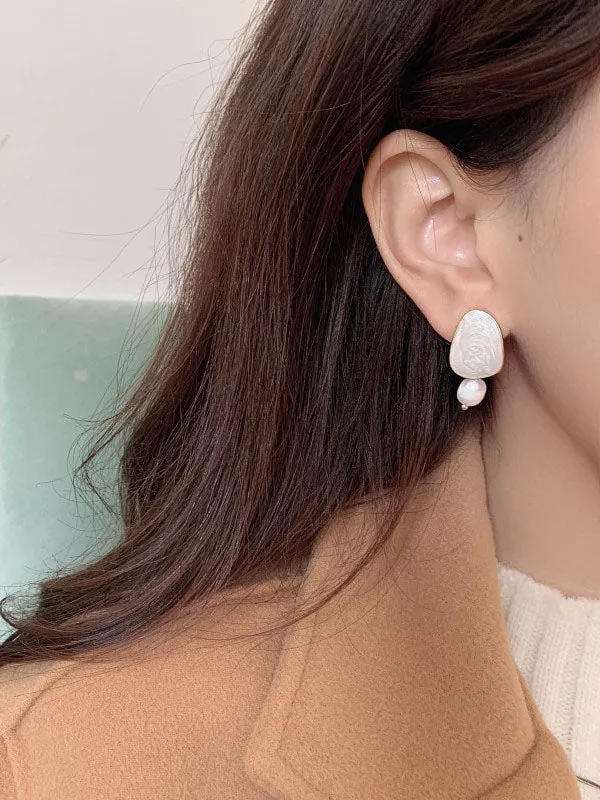 xakxx Simple Asymmetric Pearl Geometry Earrings